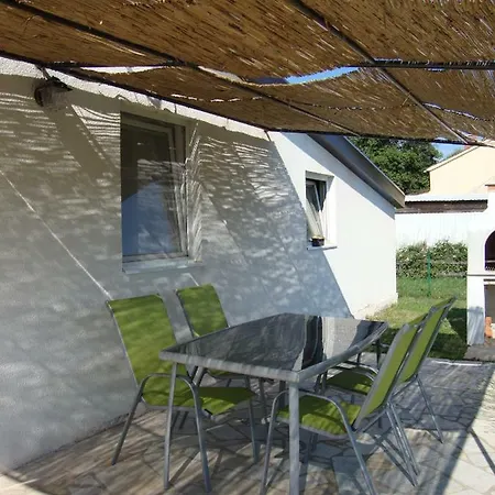 Vacation House Krajcar * Marčana